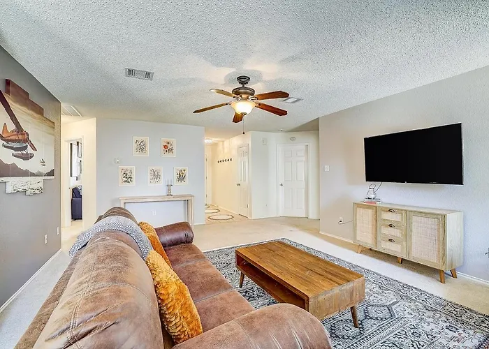 Brickhouse Retreat Round Rock