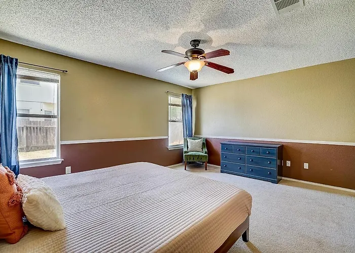 Brickhouse Retreat Round Rock